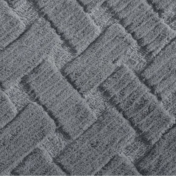 NEW Koolaburra by UGG Crystelle Faux Fur Throw in Wild Dove 50"x70" Cold Weather - Picture 4 of 10